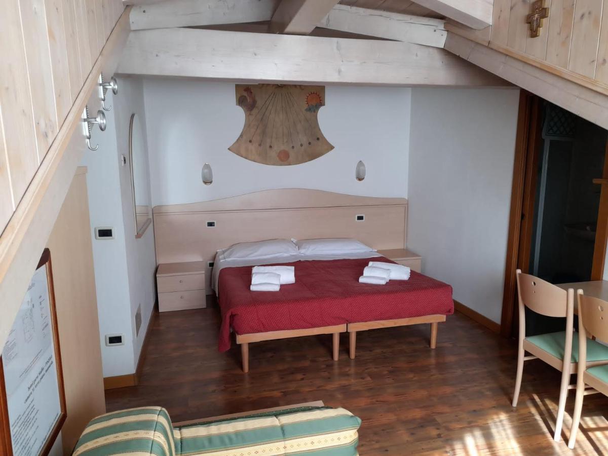 Hotel Garni B&B Maffei Pinzolo Exterior photo